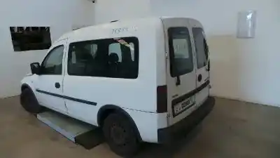 Veicolo di demolizione opel combo familiar dell'anno 2006 alimentato z13dt
