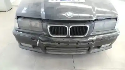 Sloopvoertuig bmw serie 3 compacto (e36) 316i van het jaar 2000 aangedreven 194e1g