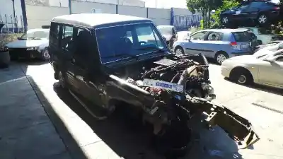 Verschrottungsfahrzeug HYUNDAI GALLOPER EXCEED des Jahres 1998 angetrieben D4BH