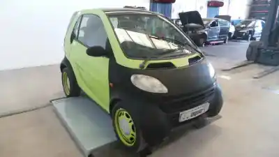 Veicolo di demolizione SMART COUPE CDI dell'anno 2000 alimentato 61