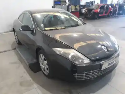 Véhicule à la ferraille RENAULT LAGUNA COUPE Base de l'année 2011 alimenté M9R814
