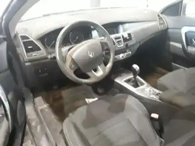 Здавання транспортного засобу renault laguna coupe base року 2011 потужний m9r814