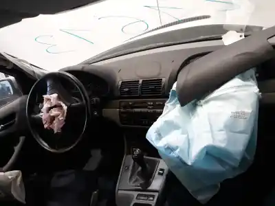 Veículo de Sucata bmw serie 3 berlina (e46) 320d do ano 1999 alimentado 204d1d