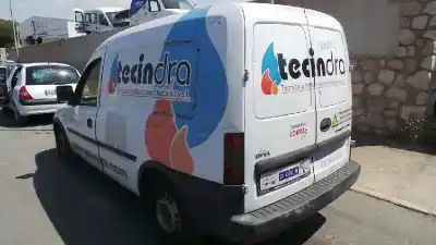 Sloopvoertuig opel combo cargo van het jaar 2009 aangedreven z17dth