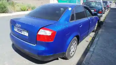 Sloopvoertuig audi a4 berlina (8e) 2.0 van het jaar 2003 aangedreven alt