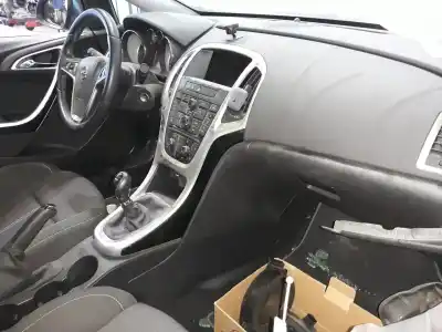 Здавання транспортного засобу opel                                               astra j lim.                                                                                                                                                                                                                                               selective                                                                                                                                                                                                                                                  року 2014 потужний a17dts