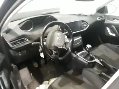 Verschrottungsfahrzeug peugeot 308 active des jahres 2018 angetrieben hn05