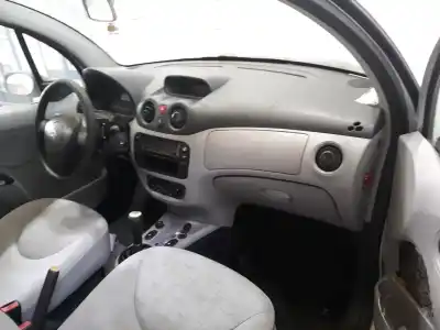 Veículo de Sucata citroen c3 1.1 collection do ano 2003 alimentado hfxtu1jp