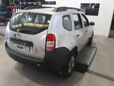 Veicolo di demolizione dacia duster ambiance 4x2 dell'anno 2017 alimentato h5ff408
