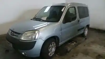 Veículo de Sucata PEUGEOT PARTNER (S2) Combiespace do ano 2005 alimentado RHY