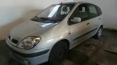 Veicolo di demolizione RENAULT SCENIC (JA..) 1.9 DCI Authentique dell'anno 2002 alimentato F9QK732