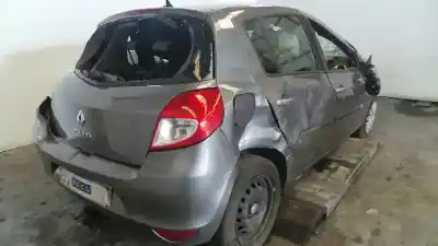 Veículo de Sucata renault clio iii exception do ano 2015 alimentado k9k766