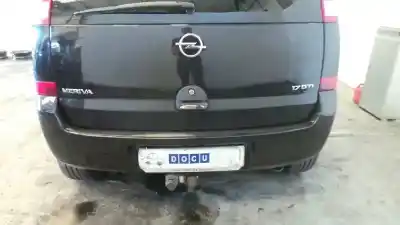Véhicule à la ferraille opel meriva cosmo de l'année 2005 alimenté y17dt