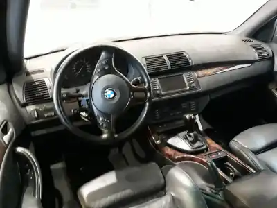 Veículo de Sucata bmw x5 (e53) 4.4i automático do ano 2002 alimentado 448s2