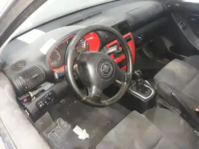 Здавання транспортного засобу seat leon (1m1) signo року 2005 потужний asv