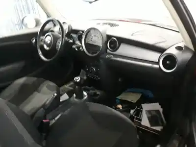 Veículo de Sucata bmw mini (r56) one do ano 2011 alimentado n16b16a