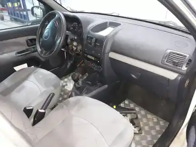 Утилизация автомобиля renault clio ii fase ii (b/cb0) authentique года 2003 питание d7f