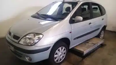 Veículo de Sucata RENAULT MEGANE I SCENIC (JA0) 1.9 dTi Diesel CAT do ano 2003 alimentado F9QQ744