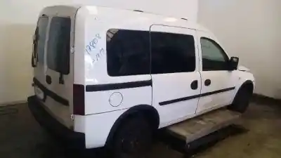 Vehicul casat opel combo familiar al anului 2005 alimentat z13dtj