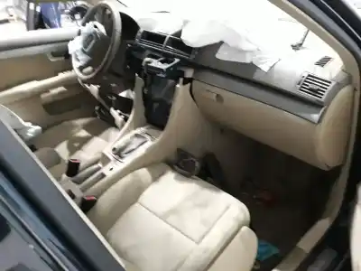 Scrapping Vehicle audi a4 avant (8e) 1.9 tdi of the year 2007 powered brb