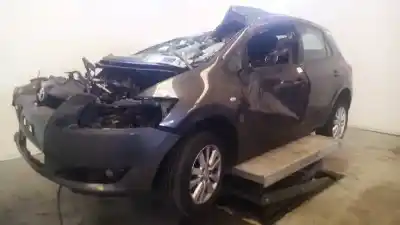 Veículo de Sucata toyota auris active do ano 2008 alimentado 1adftv