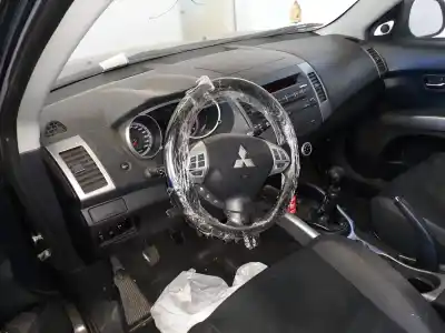 Здавання транспортного засобу mitsubishi outlander (cw0) 2.0 di-d cat року 2008 потужний bsy