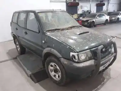 Véhicule à la ferraille NISSAN                                             TERRANO/TERRANO.II (R20)                                                                                                                                                                                                                                   Comfort                                                                                                                                                                                                                                                    de l'année 2001 alimenté TD27T