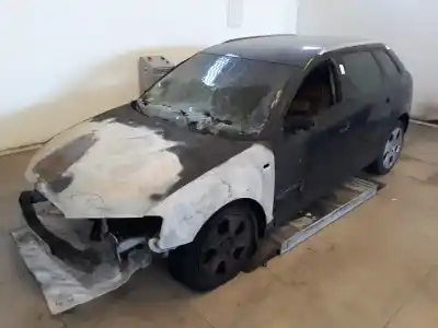 Veículo de Sucata audi a3 (8p) 2.0 tdi ambiente (dpf) (125kw) do ano 2006 alimentado qm6