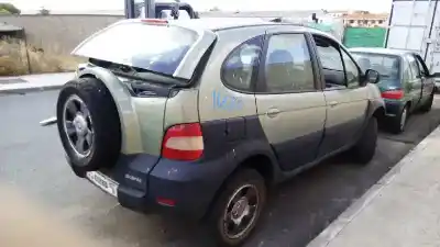 Scrapping Vehicle renault scenic rx4 (ja0) 1.9 dci salomon of the year 2002 powered f9q k746