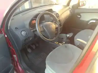 Veículo de Sucata citroen c3 1.4 hdi exclusive do ano 2005 alimentado 8hx(dv4td)