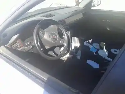 Veículo de Sucata rover 45 i fastback (rt) 1.6 do ano 2002 alimentado rover k16 dohc