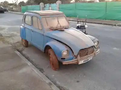 Sloopvoertuig citroen dyane dyane 6 van het jaar 1978 aangedreven 