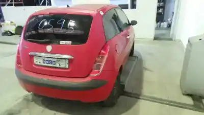 Veicolo di demolizione lancia ypsilon (101) 1.2 8v dell'anno 2004 alimentato 188a4000