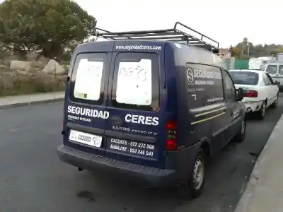 Veículo de Sucata opel combo cargo do ano 2003 alimentado y17dtl