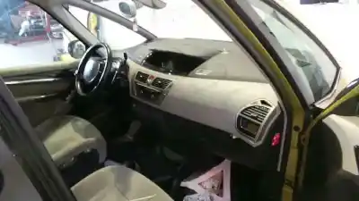 Veículo de Sucata citroen c4 picasso exclusive do ano 2017 alimentado rhj