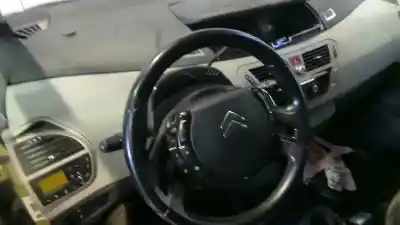 Veículo de Sucata citroen c4 picasso exclusive do ano 2017 alimentado rhj