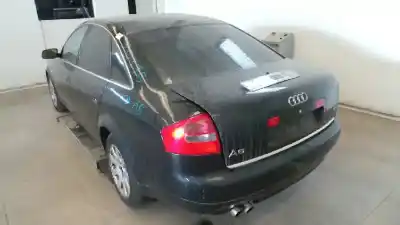Vehicul casat audi a6 berlina (4b2) 2.4 quattro al anului 2003 alimentat bdv
