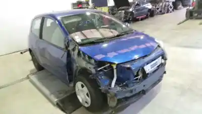 Veicolo di demolizione RENAULT TWINGO Authentique dell'anno 2009 alimentato D4F772