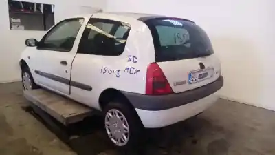 Здавання транспортного засобу renault clio ii fase i (b/cbo) 1.2 року 2001 потужний d7f g7