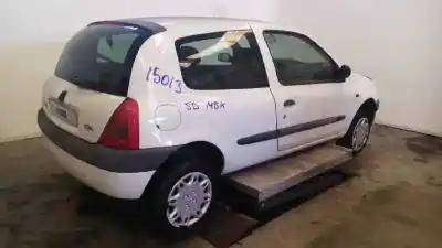 Здавання транспортного засобу renault clio ii fase i (b/cbo) 1.2 року 2001 потужний d7f g7