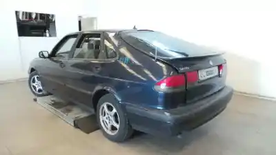 Veículo de Sucata saab 9-3 berlina 2.2 s tid do ano 2001 alimentado d223l