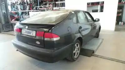 Veículo de Sucata saab 9-3 berlina 2.2 s tid do ano 2001 alimentado d223l