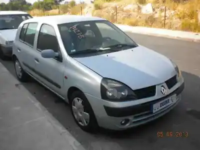 Scrapping Vehicle renault clio ii fase ii (b/cb0) 1.4 16v of the year 2001 powered k4j712