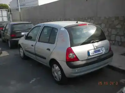 Scrapping Vehicle renault clio ii fase ii (b/cb0) 1.4 16v of the year 2001 powered k4j712