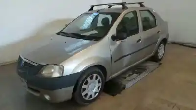 Véhicule à la ferraille dacia logan básico de l'année 2006 alimenté k7j710