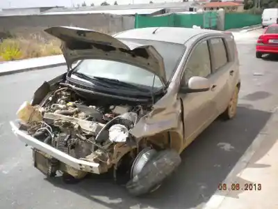 Veicolo di demolizione nissan note (e11e) acenta dell'anno 2007 alimentato k9k276