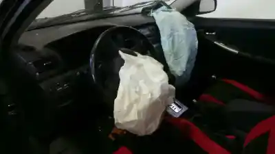 Veículo de Sucata toyota corolla (_e12_) 1.6 vvt-i (zze121_) do ano 2006 alimentado 3zz-fe