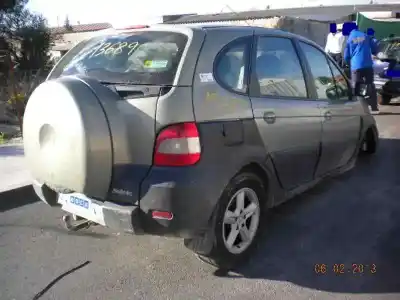 Scrapping Vehicle renault scenic rx4 (ja0) 1.9 dci salomon of the year 2002 powered f9q740