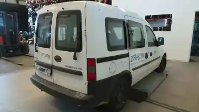 Sloopvoertuig opel combo familiar van het jaar 2006 aangedreven z17dth