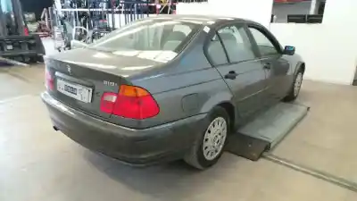 Veículo de Sucata bmw serie 3 berlina (e46) 318i do ano 2000 alimentado 19-4e-1